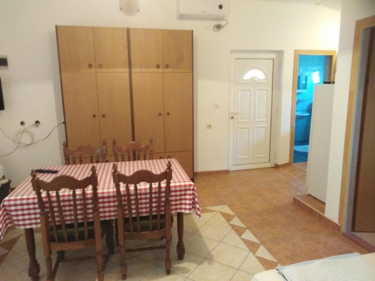 Apartman Ivica Vir Exterior photo