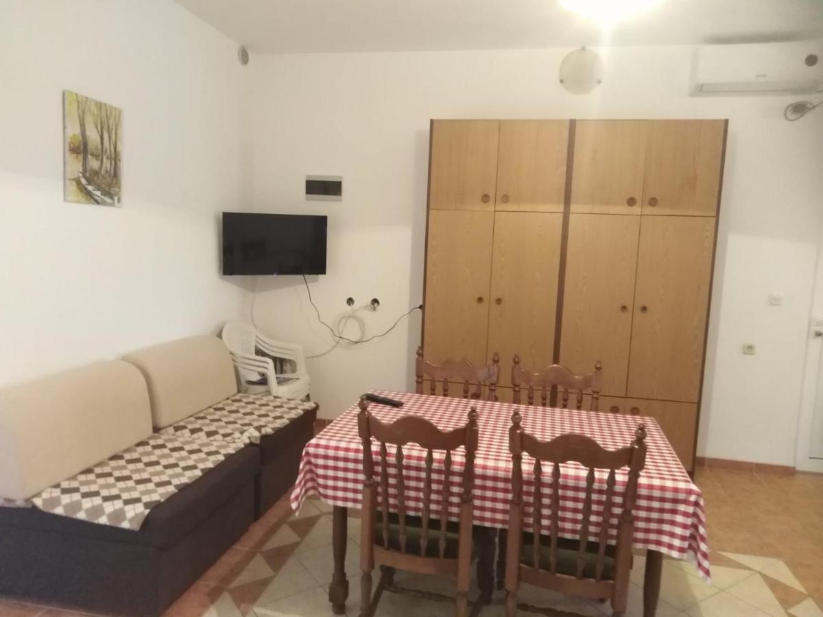 Apartman Ivica Vir Exterior photo